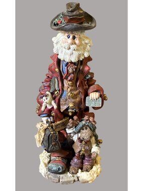 Boyds Bears and Friends Folkstone Execunick Figurine First Global Business Man